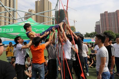 必赢官网举行趣味运动会