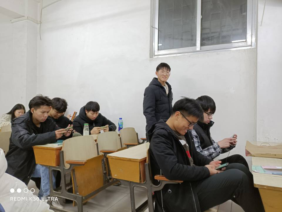 “唇枪舌战，辩出风采” ——人居环境工程学院开展辩论赛活动