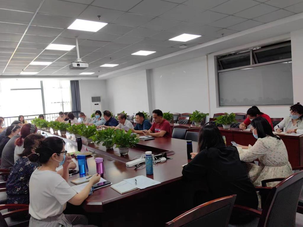 遵循教育规律 推进学校内涵发展 —教务处召开本学期第五次教学工作会