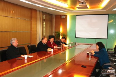 武汉市徐洪兰副市长来校调研