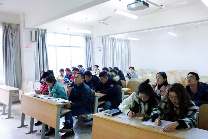 经济管理学院团学联召开年终述职工作总结大会